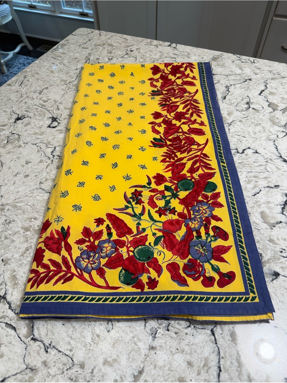 Williams Sonoma Vintage Provence Cotton Tablecloth Yellow Floral 54 x 54 Square